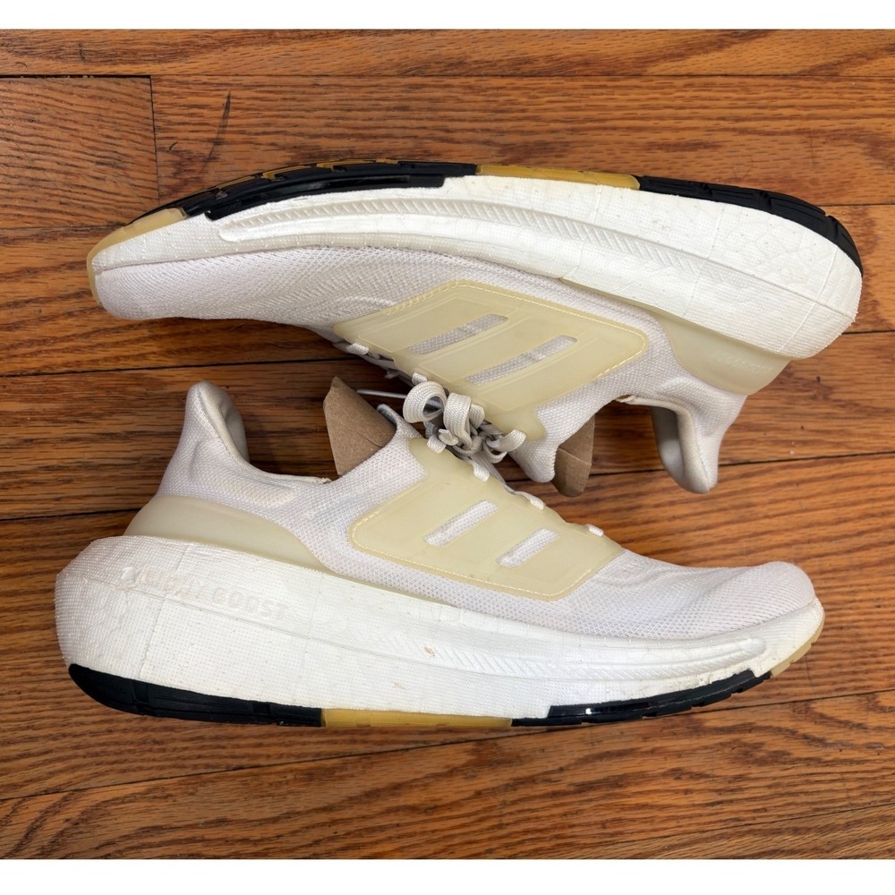 Adidas Ultraboost Light Womens Running Shoes White GY9352‎ Size 8.5 - Picture 7 of 13